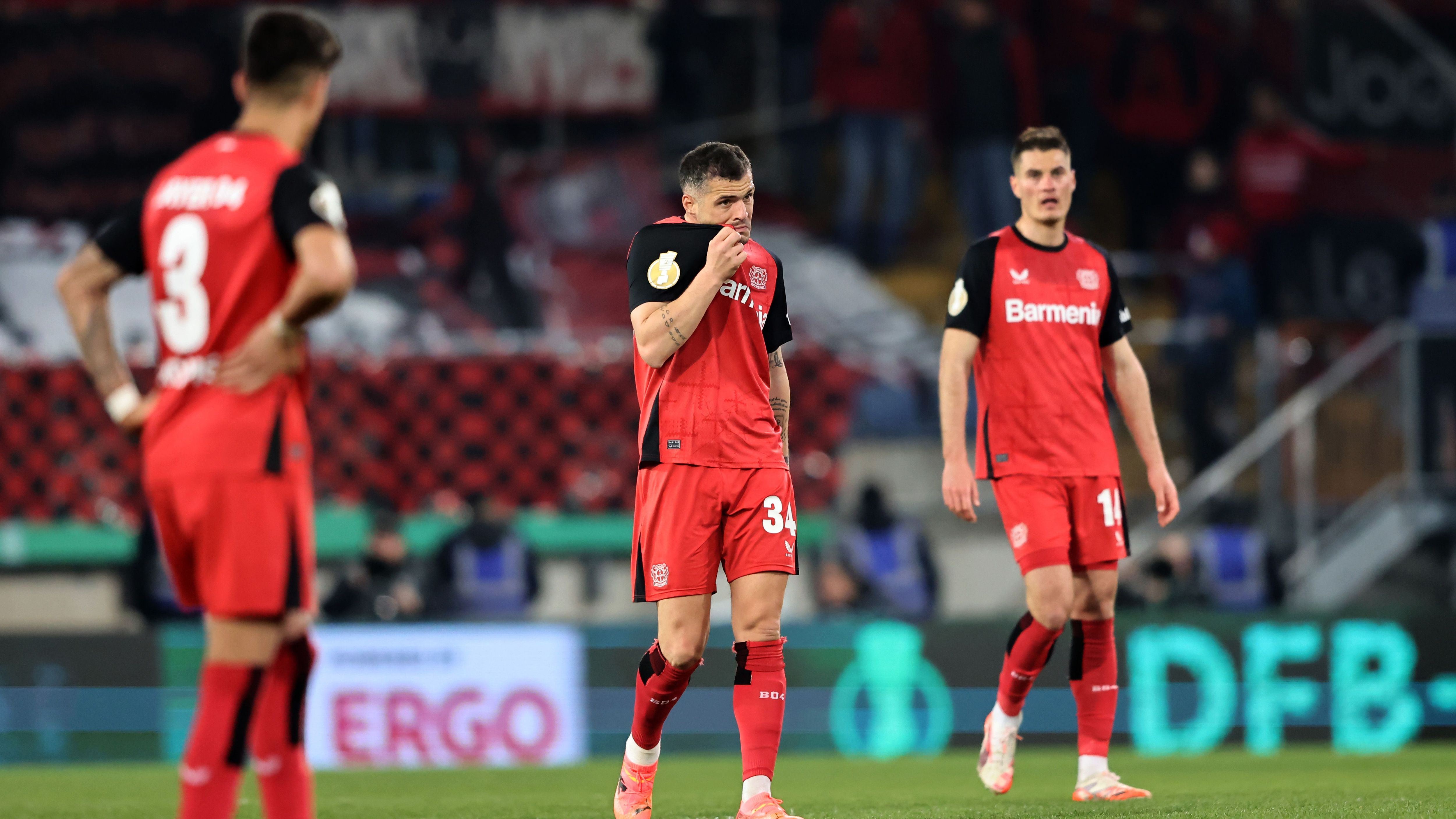 <strong>Platz 14: Bayer Leverkusen</strong><br><strong>Ausgaben für den Kader:</strong>&nbsp;314,90 Millionen Euro<br><strong>Marktwert des Kaders:</strong>&nbsp;423,05 Millionen Euro<br><strong>Differenz:</strong>&nbsp;108,15 Millionen Euro<br><strong>Wertschöpfung:</strong>&nbsp;25,6 Prozent