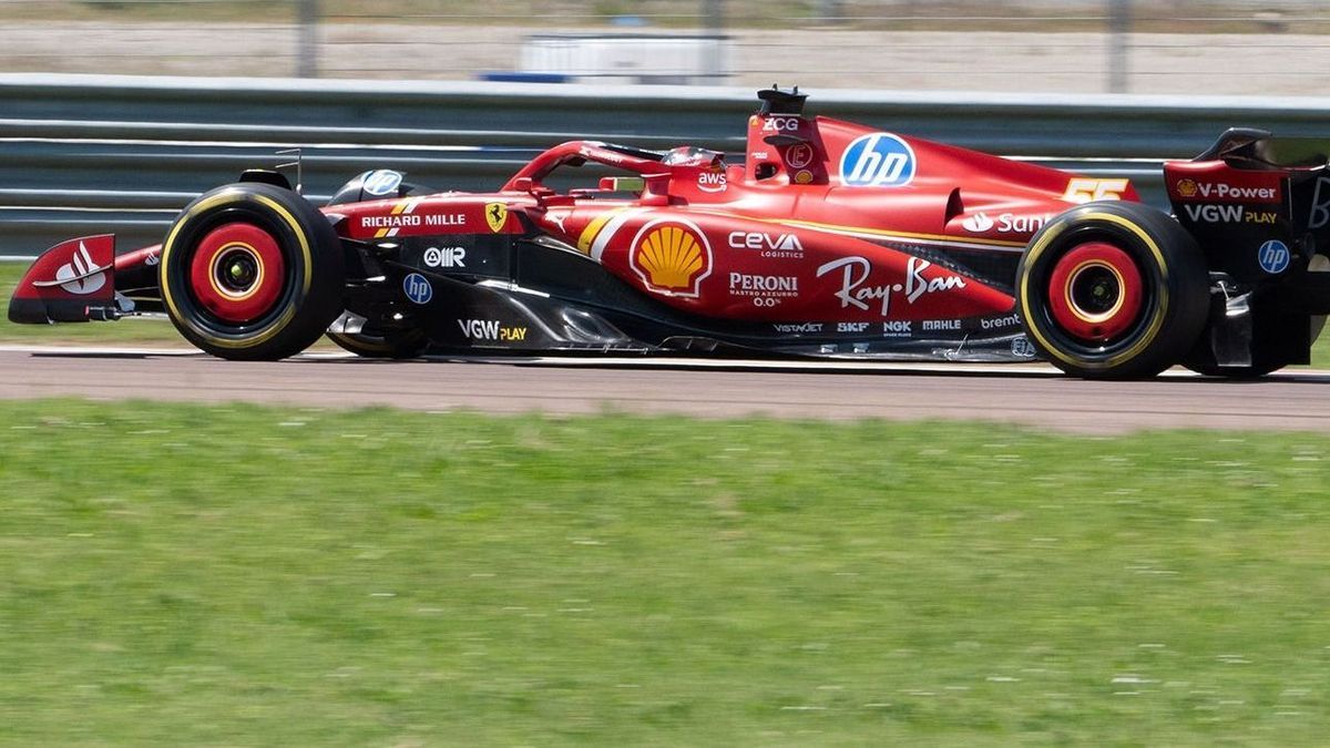 Carlos Sainz testet Ferraris neue Updates in Fiorano