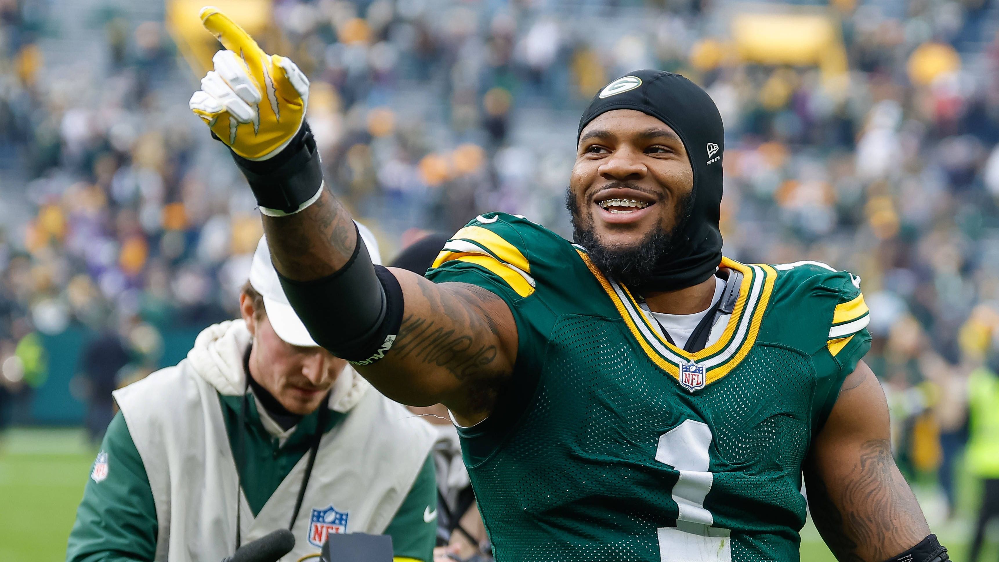 <strong>Die aktuelle Top-10 des Fan-Votings zu den NFL Pro Bowl 2026</strong><br><em>Der Pro Bowl ist das jährliche All-Star-Spiel der NFL, bei dem die besten Spieler der Saison ausgezeichnet werden. Ein wesentlicher Bestandteil der Auswahl ist das Fan-Voting, bei dem Zuschauer ihre Favoriten für das Spiel bestimmen können. Bis zum 15. Dezember 2025 kann noch abgestimmt werden. <strong>ran</strong> zeigt die aktuelle Top-10. (Stand: 01.12.2025)</em>