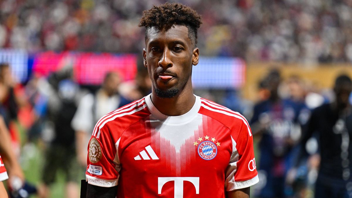 FIFA Club World Cup; Paris Saint Germain - FC Bayern München; 05.07.2025 haengende Koepfe der Bayern Spieler nach dem aus im Viertelfinale gegen Paris - hier im Bild Kingsley COMAN (FC Bayern Muenc...