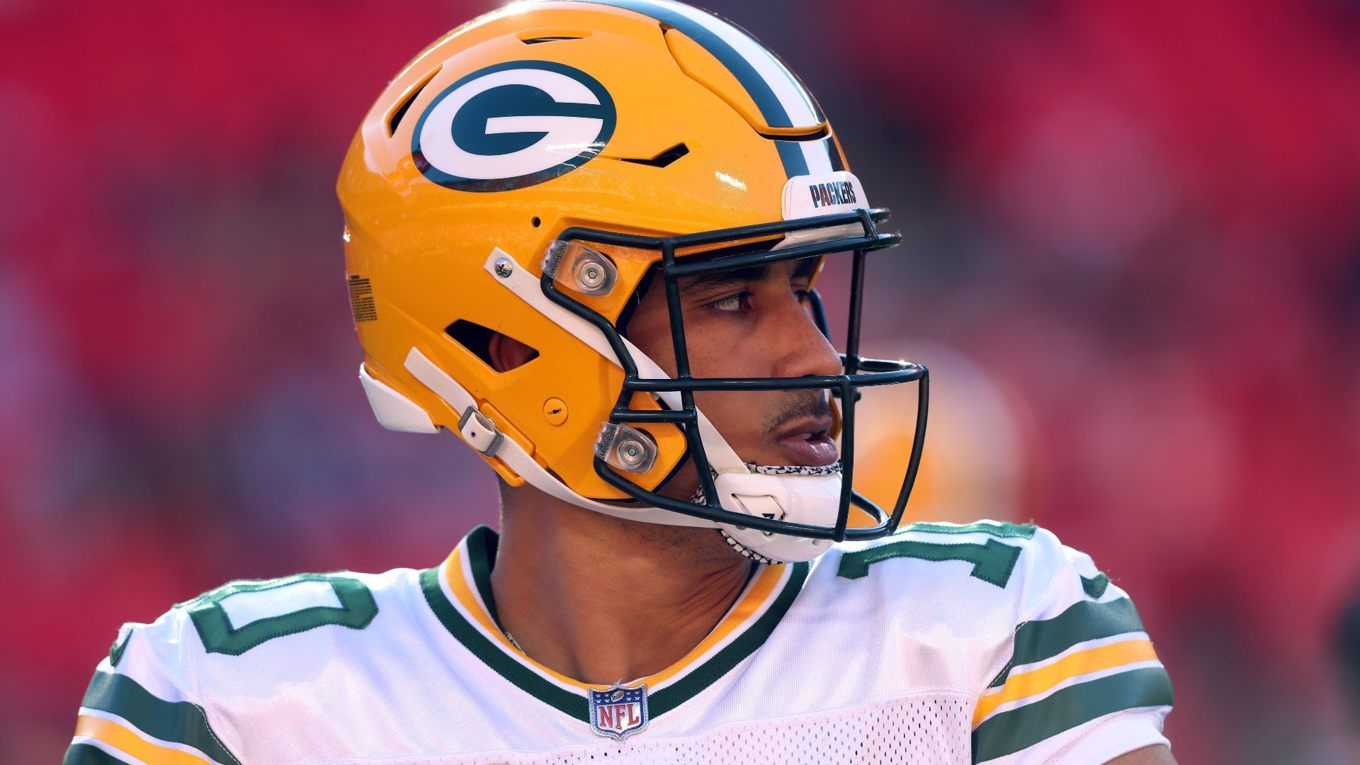 <strong>Platz 15: Jordan Love</strong><br> Vergangene Saison schaffte Jordan Love endlich den Durchbruch. Dabei kann der 25-Jährige gar nichts für den späten Zeitpunkt. In seinen ersten beiden Spielzeiten wurde er bei den Green Bay Packers als BackUp hinter Aaron Rodgers geparkt. Lediglich in einem Spiel stand er von Anfang an auf dem Feld. Nun ist Rodgers weg und Love zeigt richtig starke Ansätze. Diese gilt es kommende Saison zu bestätigen.