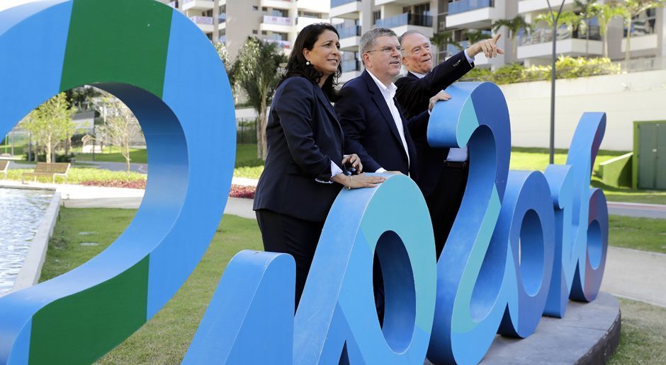 
                <strong>Einnahmen von 5 Milliarden Euro</strong><br>
                Das Internationale Olympische Komitee (IOC) verdient sich mit Olympia, trotz der Doping-Skandale, eine goldene Nase. Für die Zeit von 2013 bis 2016 erzielt das IOC nach eigenen Prognosen Einnahmen in Höhe von 5,0 Milliarden Euro. Das wäre im Vergleich zu den Jahren 2009 bis 2012 ein Plus um 6,2 Prozent.
              