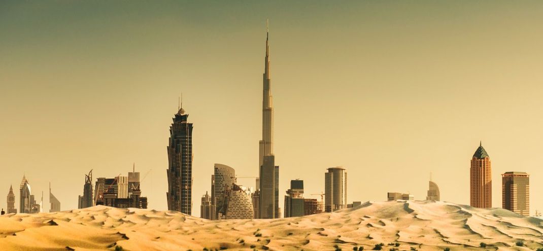 Das Burj Khalifa in Dubai, mit 829 Metern das höchste Haus der Welt. Nach Berechnungen des Geografen Erle Ellis hat der Mensch schon etwa drei Viertel der bewohnbaren Erdoberfläche in der einen oder anderen Weise bewegt. Dennoch: In Millionen Jahren wird das Gebäude voraussichtlich nichts als mikroskopisch dünn verteilter Staub im Stein gewordenen Wüstensand sein, der die Stadt umgibt.