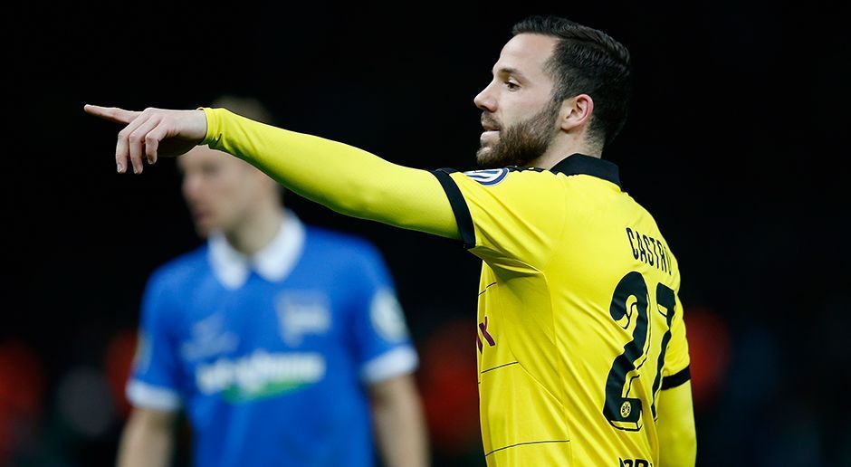 
                <strong>Gonzalo Castro</strong><br>
                7. Gonzalo Castro (Borussia Dortmund), 5 Prozent: Der Dortmunder Mittelfeldspieler schaffte es nicht in den vorläufigen EM-Kader. Dabei sehen die ran-User den 28-Jährigen als echte Alternative für das zentrale Mittelfeld. Zusätzlich kann Castro auch als Außenverteidiger agieren.
              