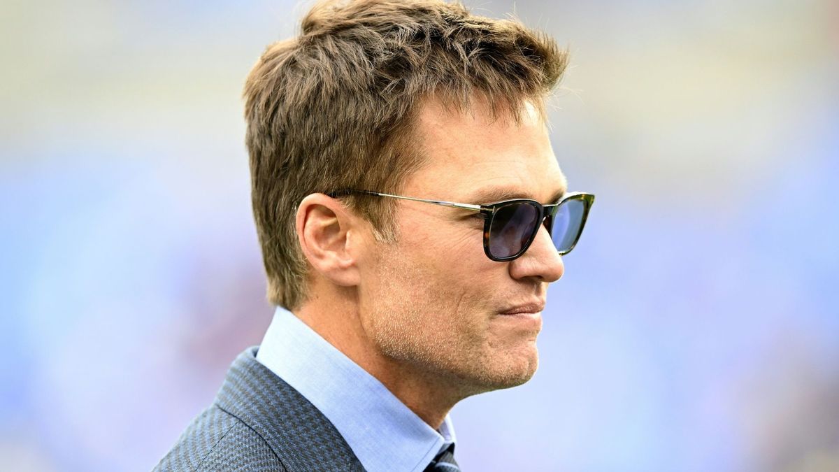 Tom Brady ist nun am Spielfeldrand zu finden