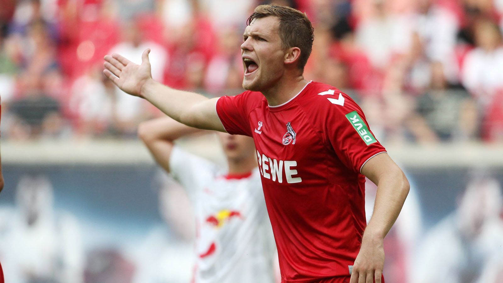 
                <strong>1. FC Köln</strong><br>
                Zugänge: Luca Kilian (1. FSV Mainz 05), Sargis Adamyan (TSG Hoffenheim), Steffen Tigges (Borussia Dortmund), Eric Martel (RB Leipzig), Denis Huseinbasic (Kickers Offenbach), Linton Maina (Hannover 96), Kristian Pedersen (Birmingham City), Florian Dietz und Jonas Urbig (eigene Jugend), Dimitrios Limnios (Twente Enschede/Rückkehrer)
              