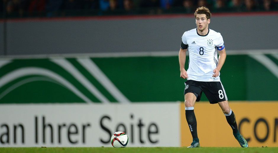 
                <strong>Leon Goretzka (FC Schalke 04)</strong><br>
                Hatte auf Schalke kein einfaches Jahr. In der Hinrunde länger verletzt, in der Rückrunde teilweise kein Stammspieler und sein bevorstehender Wechsel zum FC Bayern hat die Beziehung zu den königsblauen Fans belastet. Zeigt im DFB-Team aber gerne seinen Offensivdrang - schon sechs Tore in 14 Spielen.
              