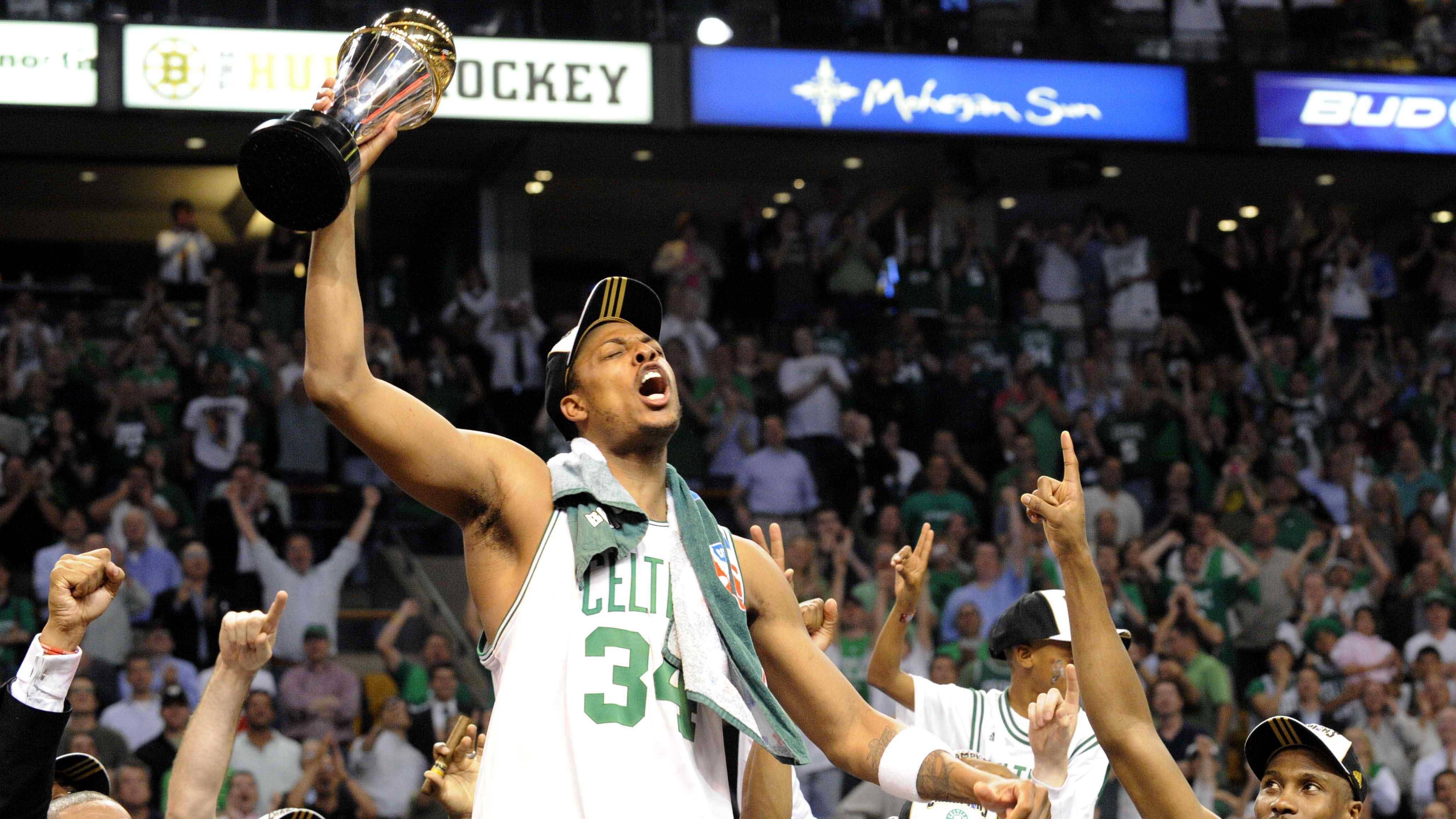 <strong>Paul Pierce (Boston Celtics) - Finals MVP 2008</strong><br>Serie: Boston Celtics vs. Los Angeles Lakers (4-2)<br>Finals-Stats: 21,8 Punkte, 4,5 Rebounds und 6,3 Assists in 38,8 Minuten<br>Playoff-Stats: 19,7 Punkte, 5,0 Rebounds und 4,6 Assists in 38,1 Minuten