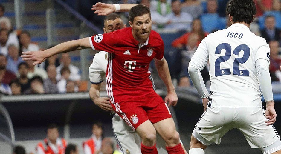 
                <strong>Xabi Alonso</strong><br>
                Gut: Als Zentrale im eigenen Spielaufbau ist Xabi Alonso immer wieder anspielbar. Nicht so gut: Bei Real-Angriffen lassen Alonso und Vidal den Bayern-Rückraum immer wieder gefährlich offen. In der 75. Minute nimmt ihn Ancelotti vom Platz. ran-Note: 4
              