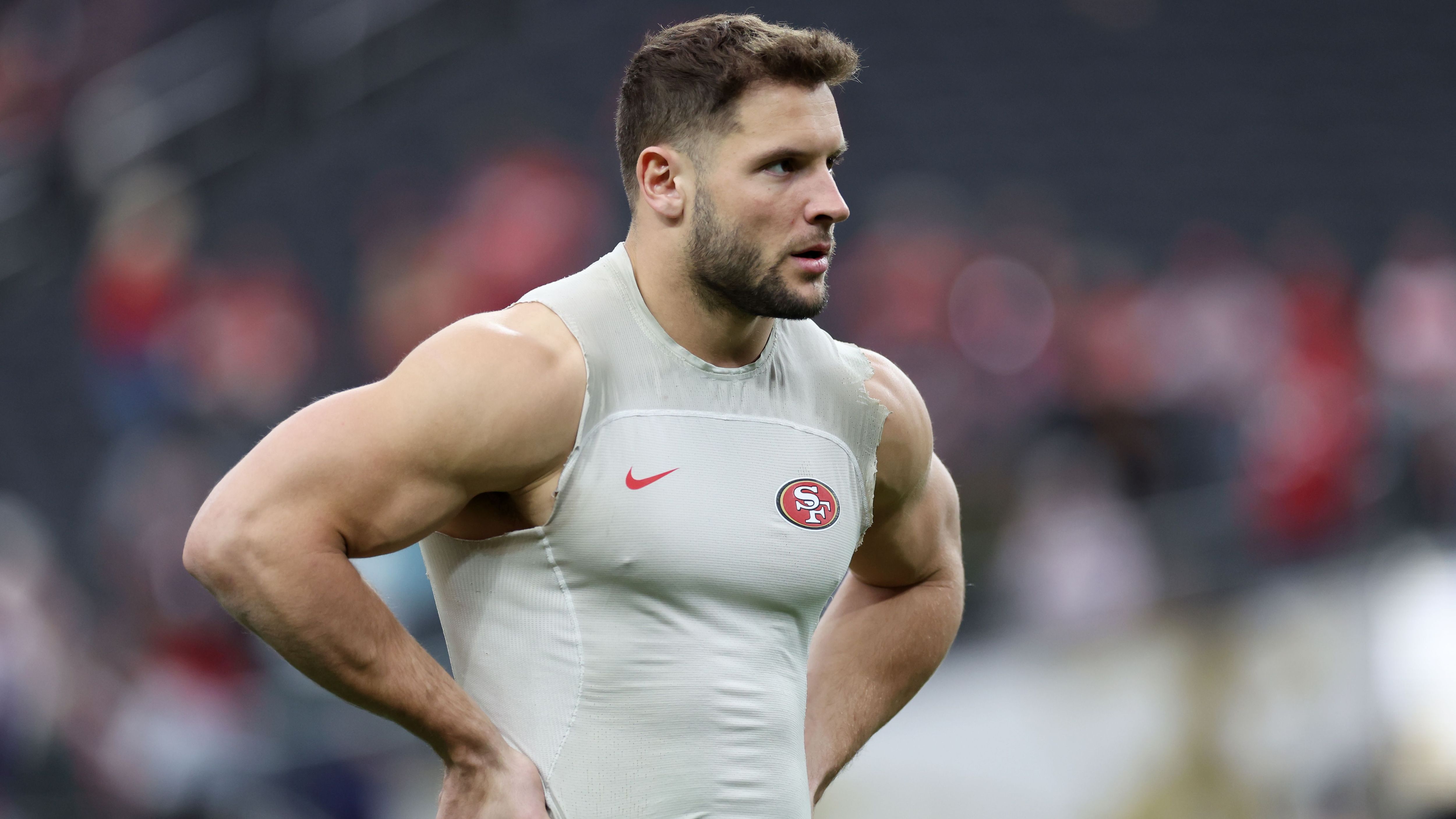 <strong>Nick Bosa (San Francisco 49ers)</strong><br>Position: Defensive End<br>Awards: Defensive Player of the Year<br>Quote: +1400