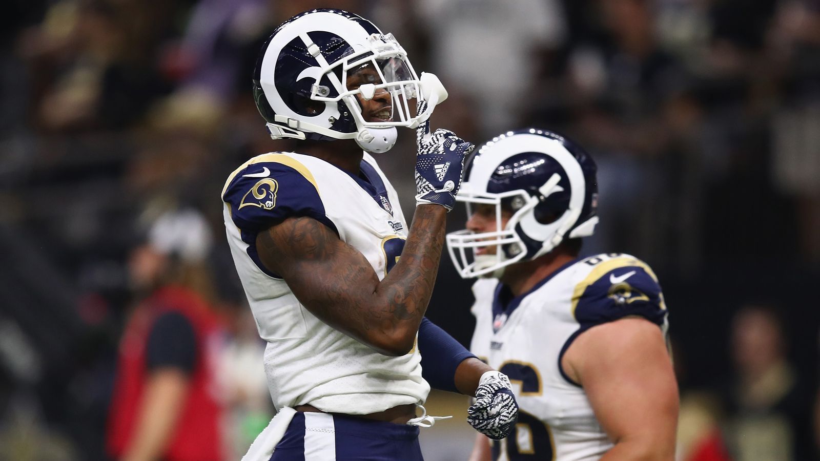 
                <strong>Erfolgreiche Two-Point-Conversions - Vorteil Rams</strong><br>
                Sollten die Rams im Super Bowl auf eine Two-Point-Conversion angewiesen sein, dürfte ihnen kaum angst und bange sein. Schließlich gelangten Todd Gurley und Co. schon in der Regular Season fünf Mal nach einem Touchdown nochmals in die Endzone. Die Patriots verwandelten 2018 keine einzige Two-Point-Conversion.
              