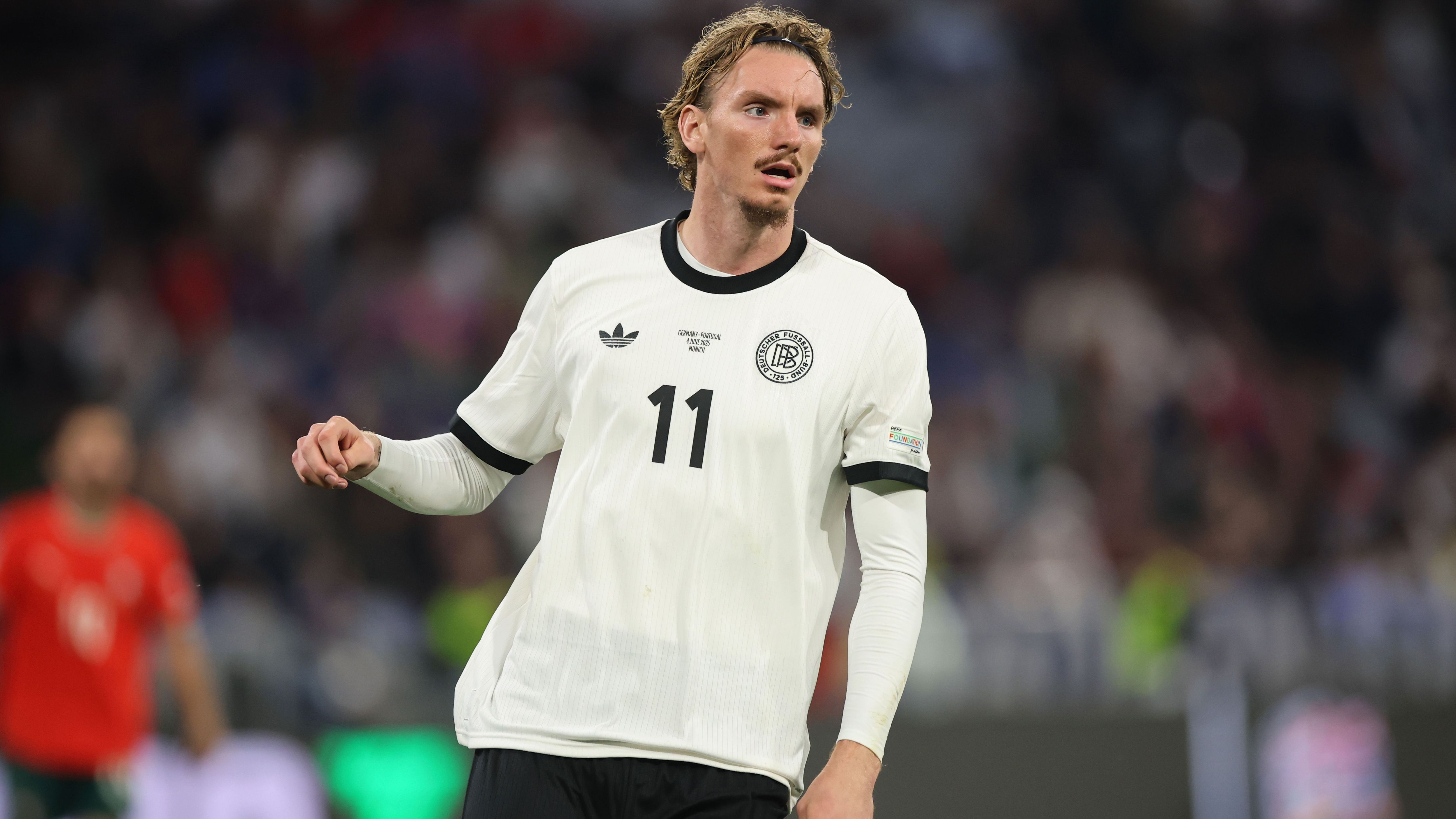 <strong>Nick Woltemade (Deutschland)</strong><br>Der 1,98-Meter-Hüne ist der Shootingstar der abgelaufenen Bundesliga-Saison. Nach dem Wechsel von Werder Bremen zum VfB Stuttgart startete der Stürmer bei den Schwaben voll durch (zwölf Bundesliga-Treffer). Zuletzt feierte Nick Woltemade sogar sein A-Länderspieldebüt in der UEFA Nations League, soll nun die deutsche U21 zum Titel schießen.