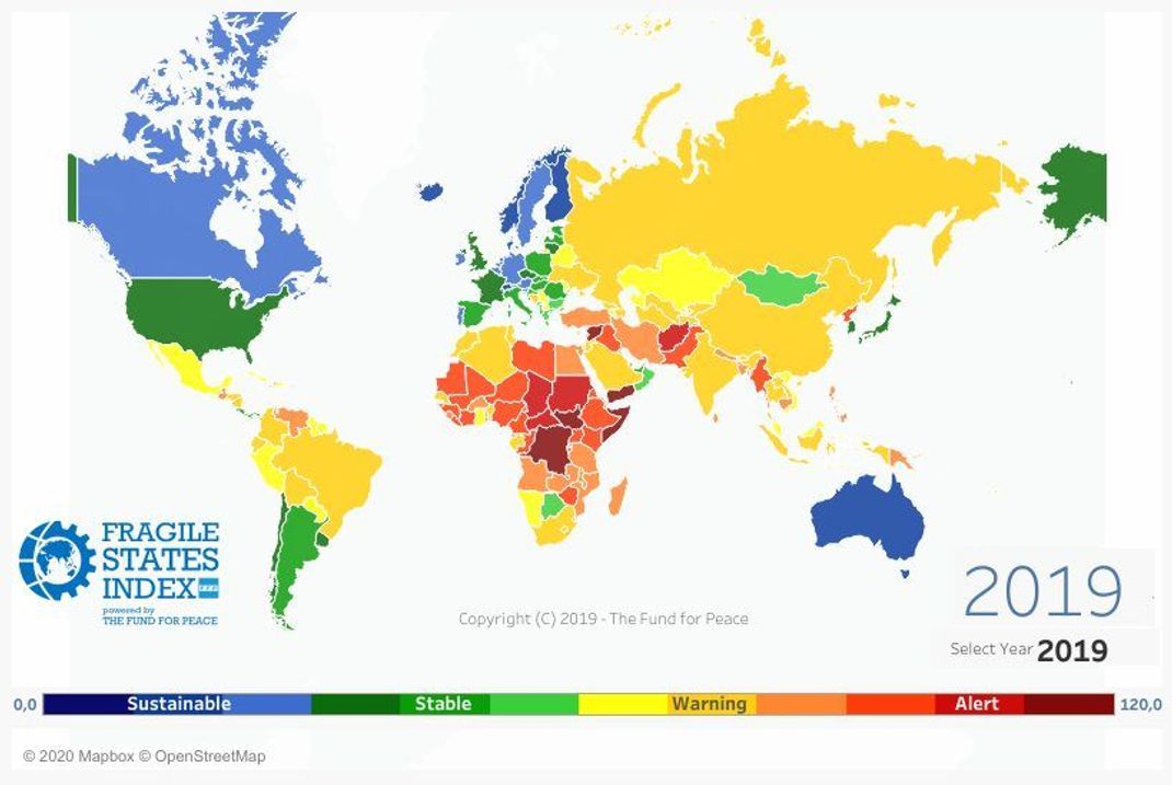 Die NGO "Fund for Peace" misst seit 2005 die "Gesundheit" von Ländern anhand eines Punktekatalogs (siehe Karte). Außerdem legt sie fest, welche Staaten im nächsten Jahr noch instabiler werden könnten. Venezuela ist hier Negativ-Spitzenreiter (zusammen mit Brasilien). 