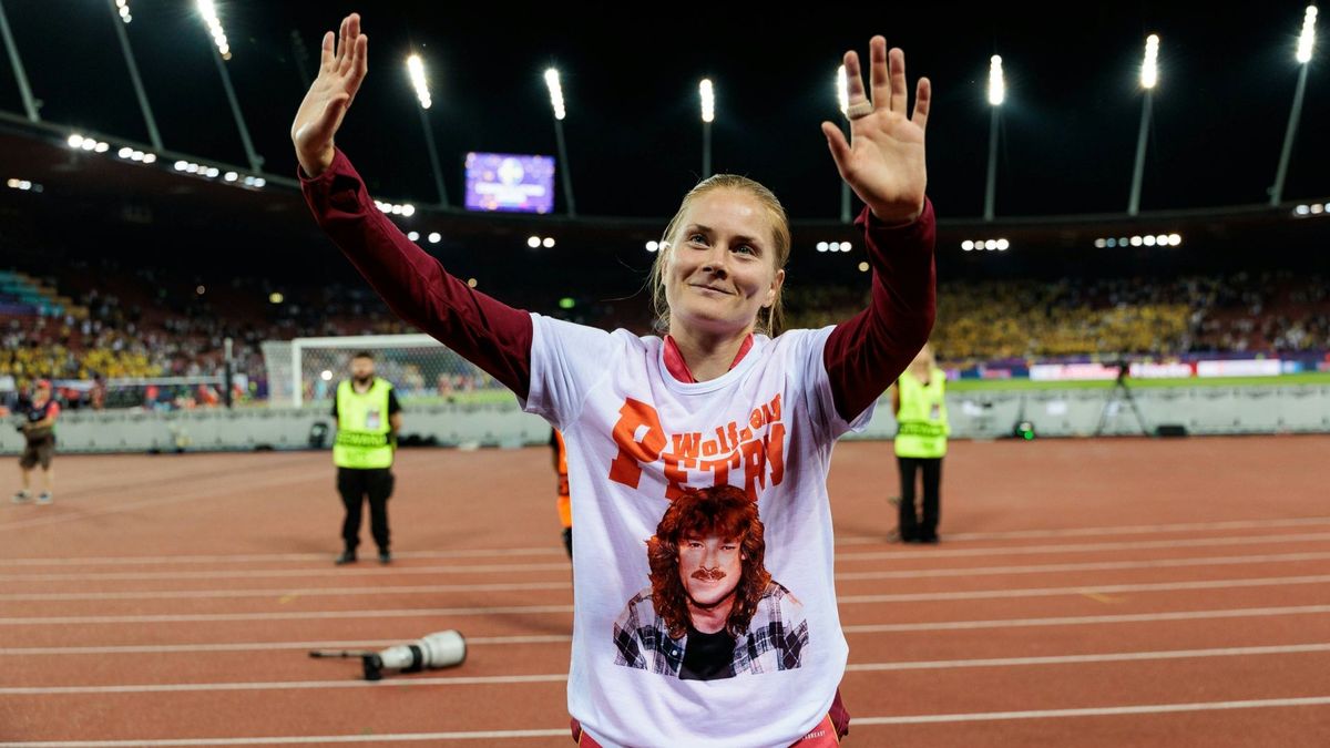 Wolfgang Petry ist bei den DFB-Frauen allgegenwärtig