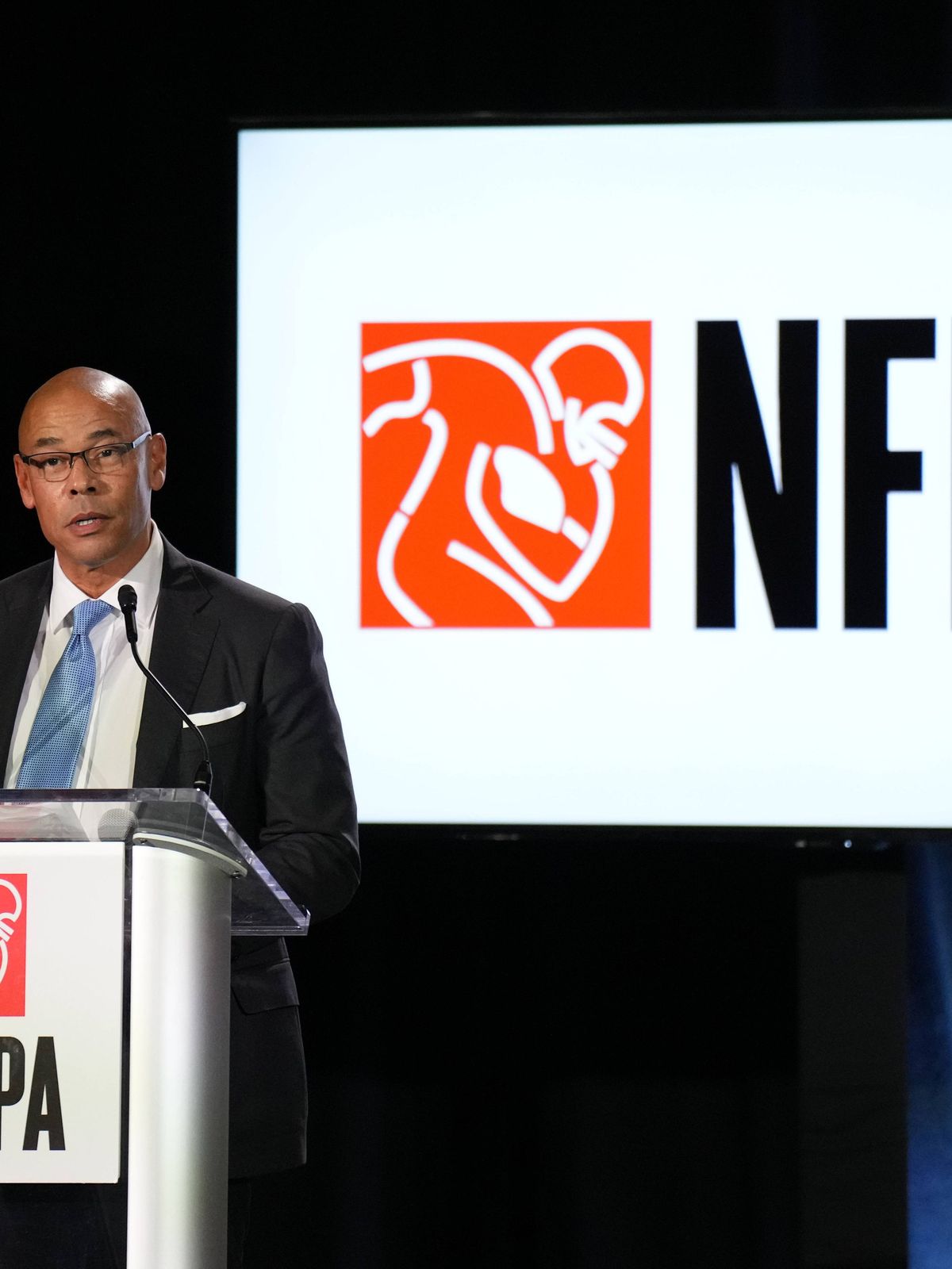 NFL, American Football Herren, USA Super Bowl LVIII-NFLPA press conference, PK, Pressekonferenz Feb 7, 2024; Las Vegas, NV, USA; NFLPA executive director Lloyd Howell speaks at the NFLPA Press Conf...