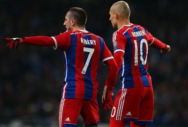 
                <strong>Robbery (Robben, Ribery)</strong><br>
                "Robbery" bedeutet aus dem Englischem übersetzt: Raubüberfall. Passend zu den beiden Nachnamen der Bayern-Flügelzange. Arjen Robben und Franck Ribery häufig auch überfallartigen Fußball gegen tiefstehende Abwehr-Reihen.
              