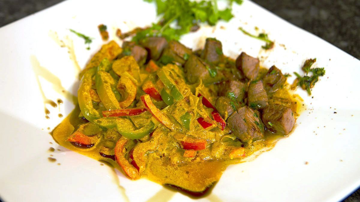 Lamm-Curry mit Joghurt-Masala 