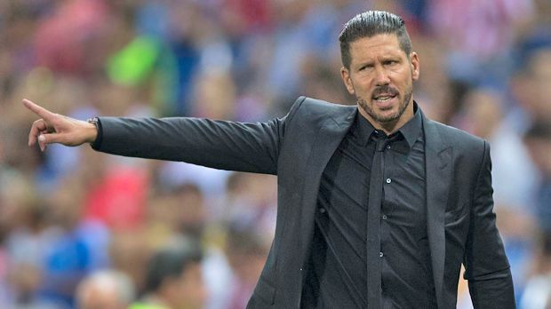 
                <strong>Diego Simeone</strong><br>
                Diego Simeone: Zum Beispiel für Diego Simeone. Schon länger halten sich Gerüchte, dass der Trainer von Atletico Madrid ein Kandidat an der Stanford Bridge sei. Es ist jedoch sehr unwahrscheinlich, dass der Argentinier Spanien noch während der laufenden Saison verlässt.
              