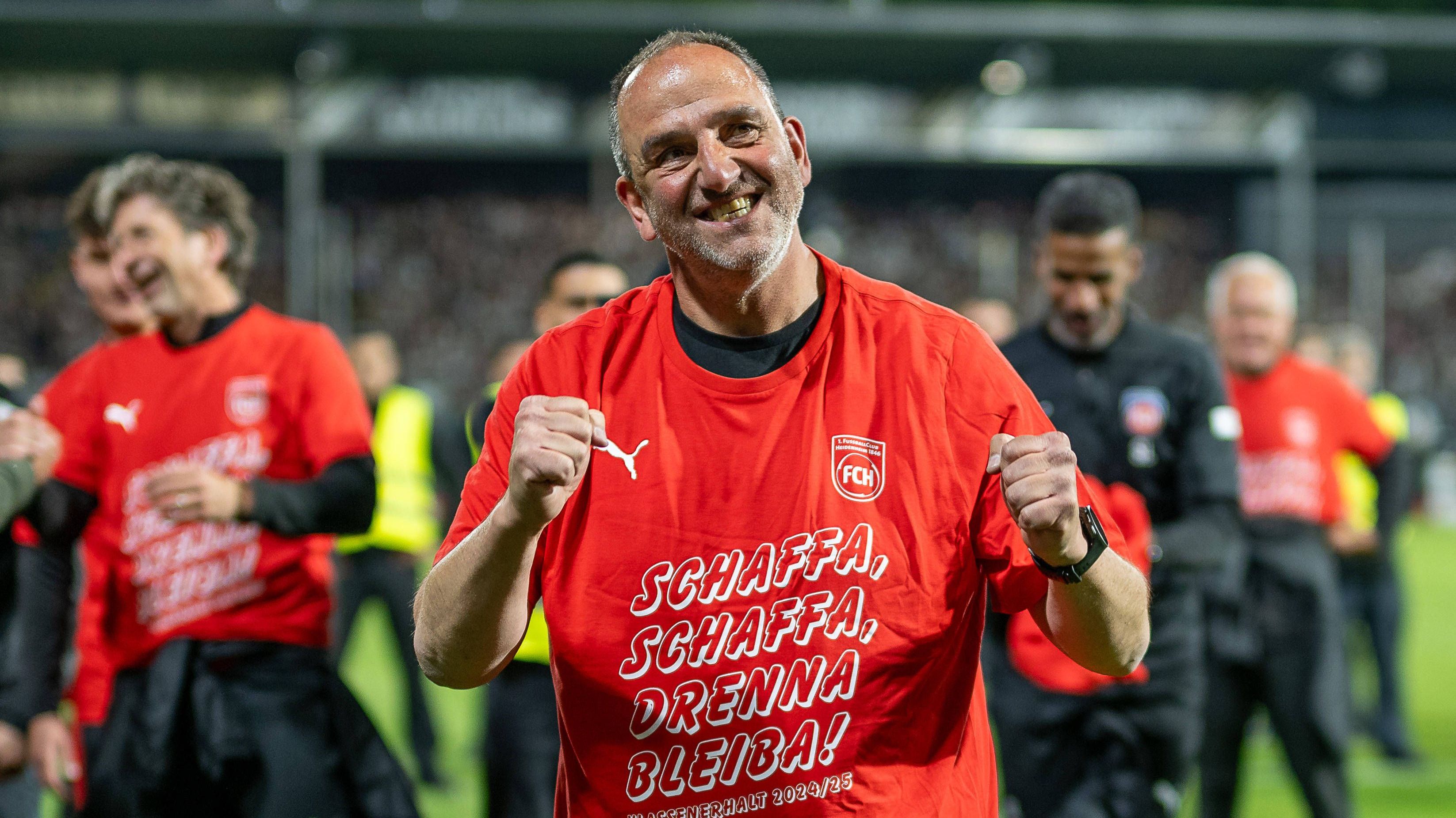 <strong>Platz 12: Frank Schmidt</strong><br>Verein: 1. FC Heidenheim<br>Gehalt: 1,4 Millionen Euro