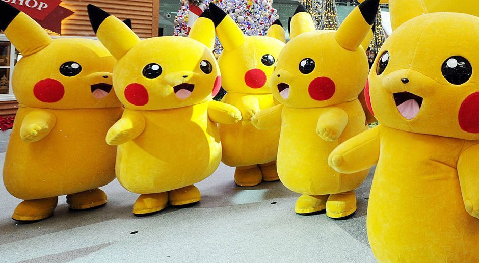 
                <strong>Pikachu</strong><br>
                Das Smartphone-Spiel Pokemon Go erschien im Juli, weltweit haben die Spieler nach Herstellerangaben seitdem 8,7 Millionen Kilometer auf der Suche nach den Taschenmonstern zurückgelegt. Die Browns hingegen wurden eher kurzgehalten, was Raumgewinn angeht. 
              