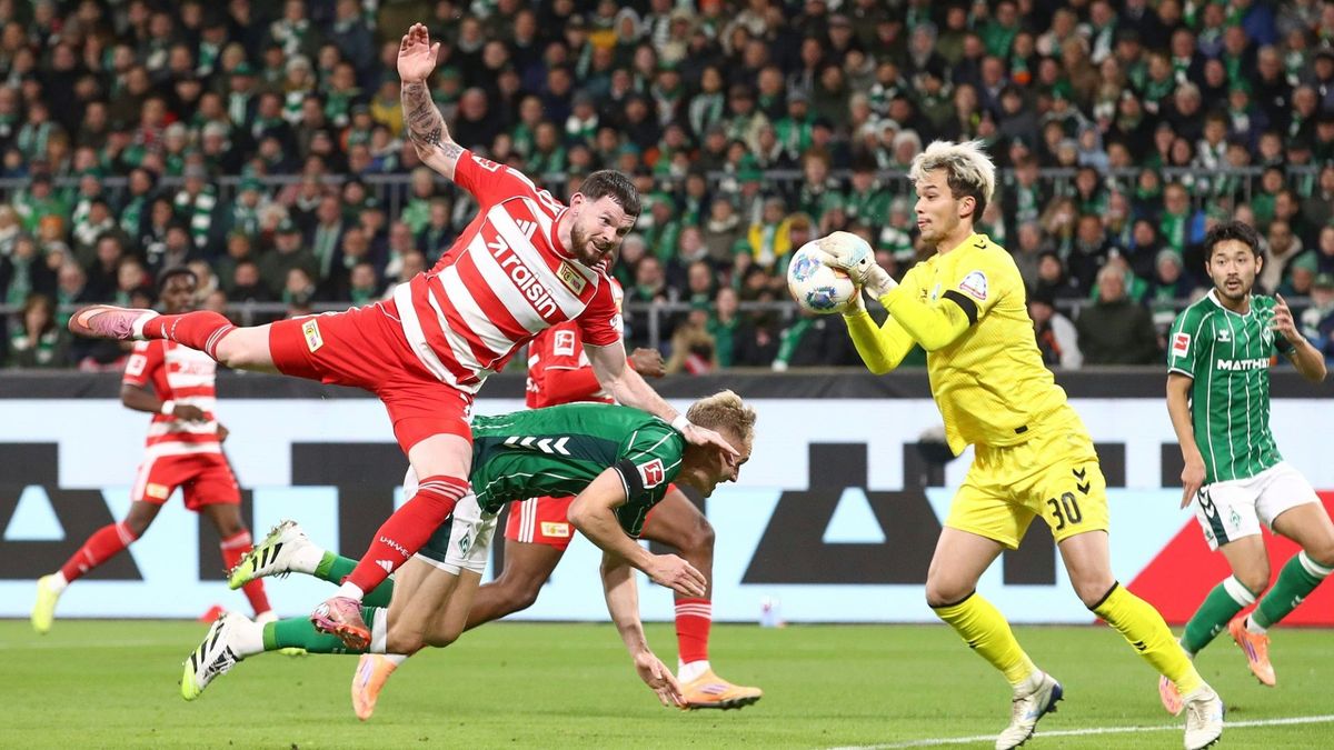 Harter Kampf im Weserstadion