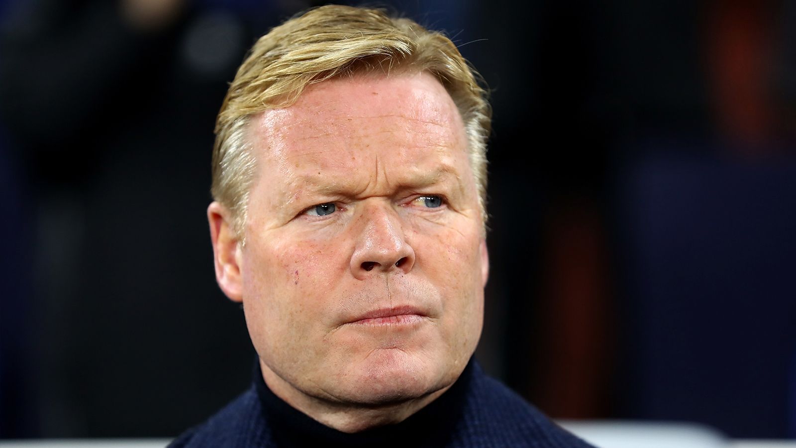 
                <strong>Ronald Koeman</strong><br>
                Der Niederländer wäre eine Option mit echter Barcelona-Vergangenheit. Von 1989 bis 1995 spielte Ronald Koeman bei den Katalanen. Somit hat der 56-Jährige die Vereins-DNA. Doch im Moment ist Koeman noch Nationaltrainer der Niederlande und hat einen Vertrag bis 2022.
              