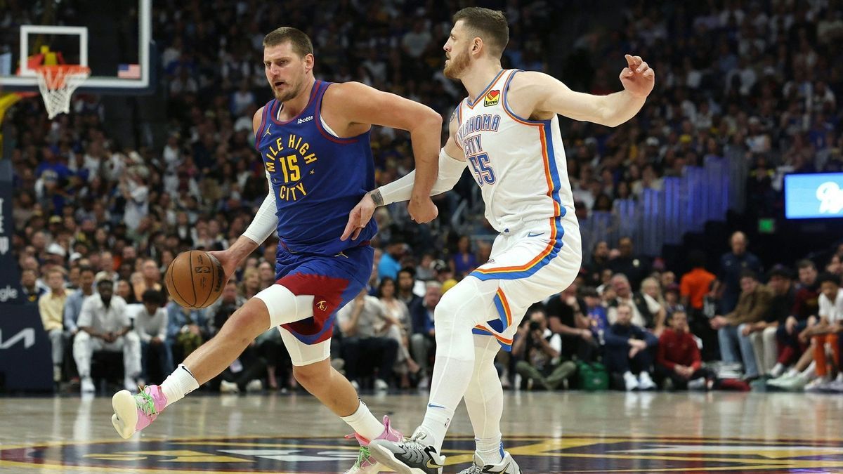 Hartenstein verteidigt Jokic