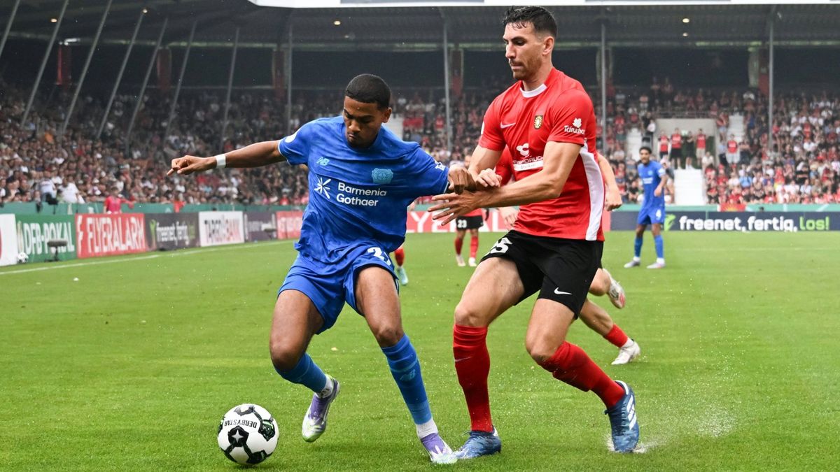 Regenschlacht: Großaspach gegen Bayer Leverkusen