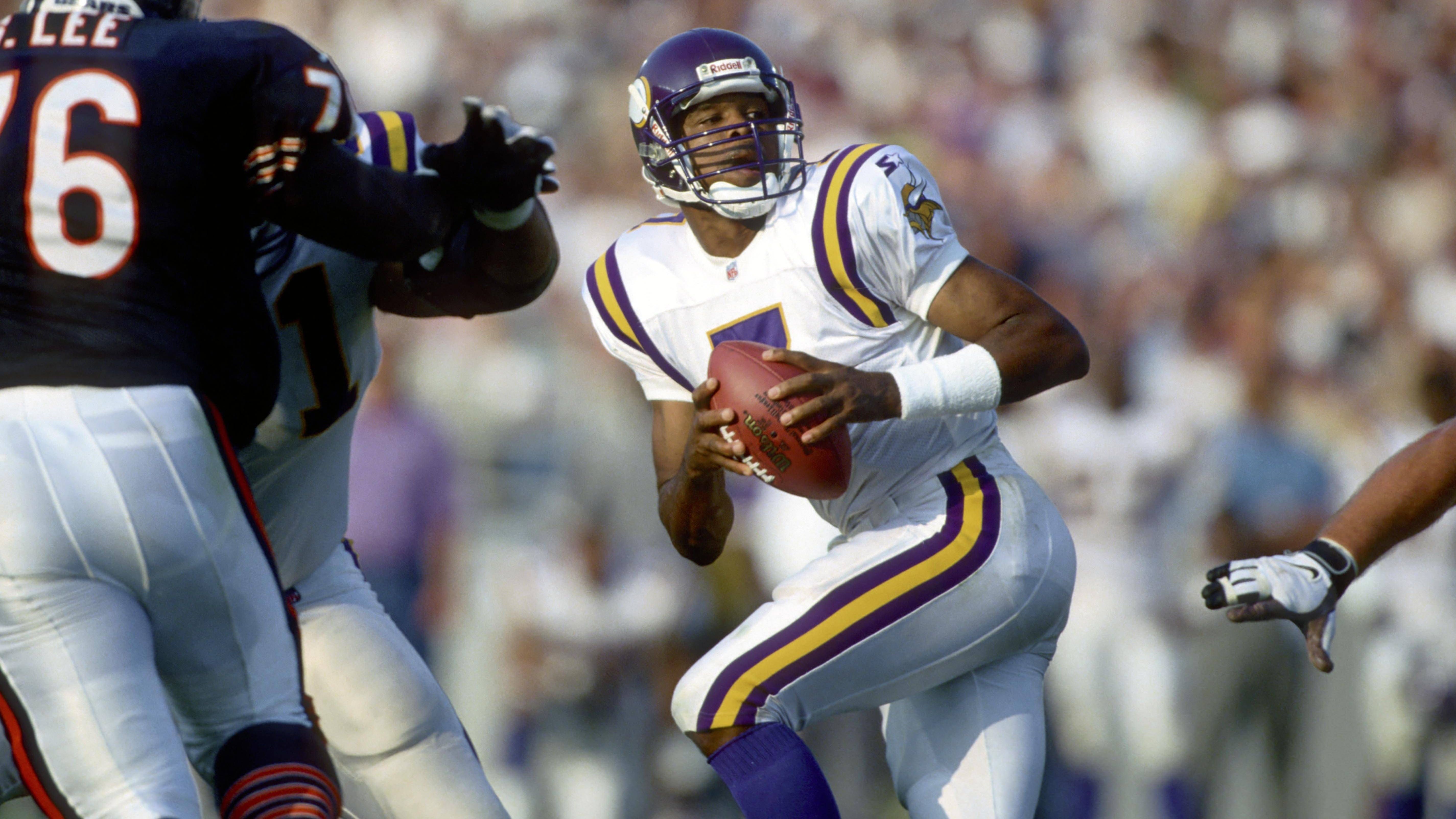 <strong>Platz 15: Randall Cunningham zu den Minnesota Vikings (1997)</strong><br>Cunninghams Verpflichtung bei den Vikings belebte seine Karriere und führte das Team zu einer Teilnahme am NFC Championship Game.