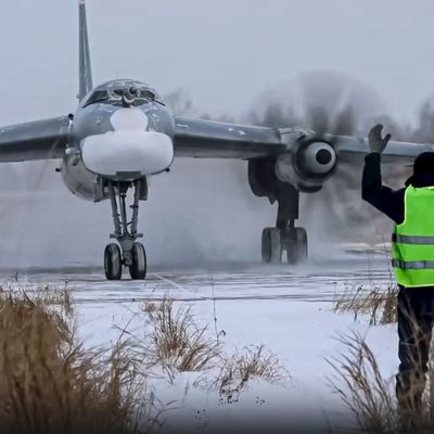 Ein russischer Bomber des Typs Tu-95