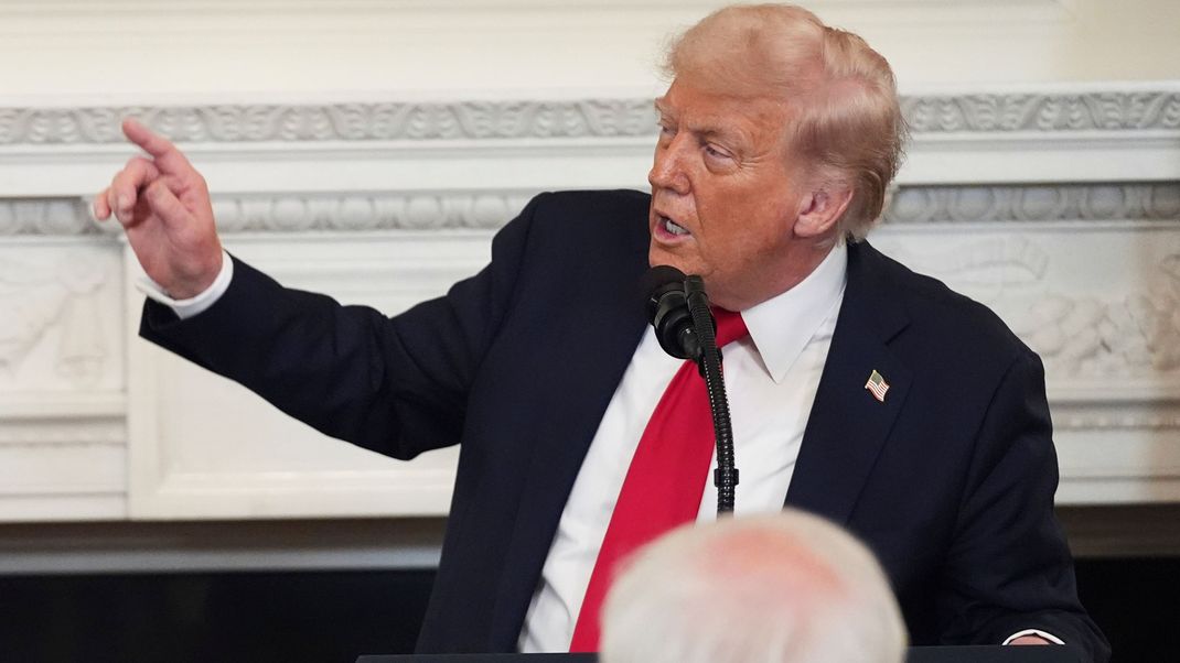 US-Präsident Donald Trump spricht bei einer Veranstaltung im Weißen Haus. 