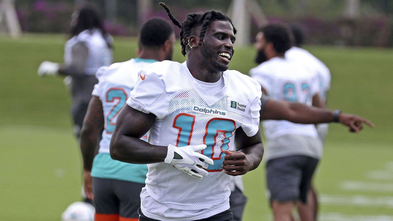 
                <strong>New England Patriots at Miami Dolphins</strong><br>
                &#x2022; Volker Schenk: <strong>Dolphins</strong><br>&#x2022; Mattis Oberbach: <strong>Dolphins</strong><br>&#x2022; Roman Motzkus: <strong>Dolphins</strong><br>&#x2022; Icke Dommisch: <strong>Dolphins</strong><br>&#x2022; Carsten Spengemann: <strong>Dolphins</strong><br>&#x2022; Jonas Friedrich: <strong>Patriots</strong><br>
              