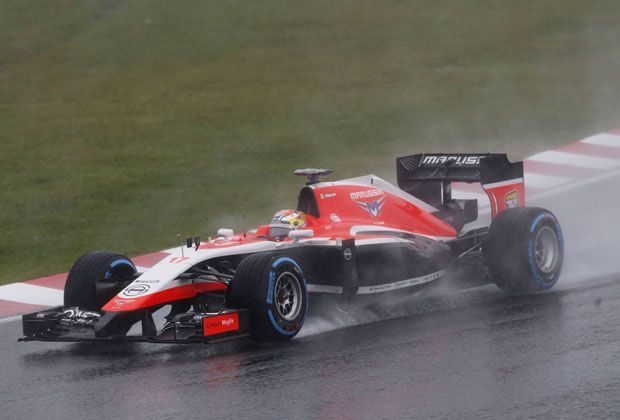 
                <strong>Bianchis Horror-Crah schockt die Formel 1</strong><br>
                Der GP von Japan in Suzuka wird vom strömenden Regen behindert. Marussia-Pilot Jules Bianchi (Bild) und die anderen F1-Piloten haben mit den Wassermassen auf dem Kurs zu kämpfen. 
              