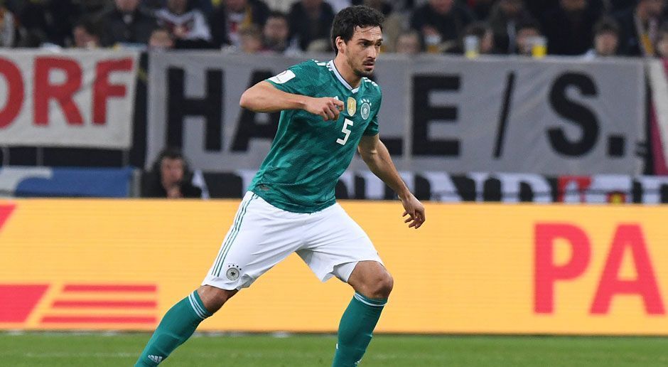 
                <strong>Mats Hummels (FC Bayern München)</strong><br>
                Nicht nur defensiv eine absolute Bank, sondern auch vorne eine Waffe. An Hummels kommt niemand vorbei.
              