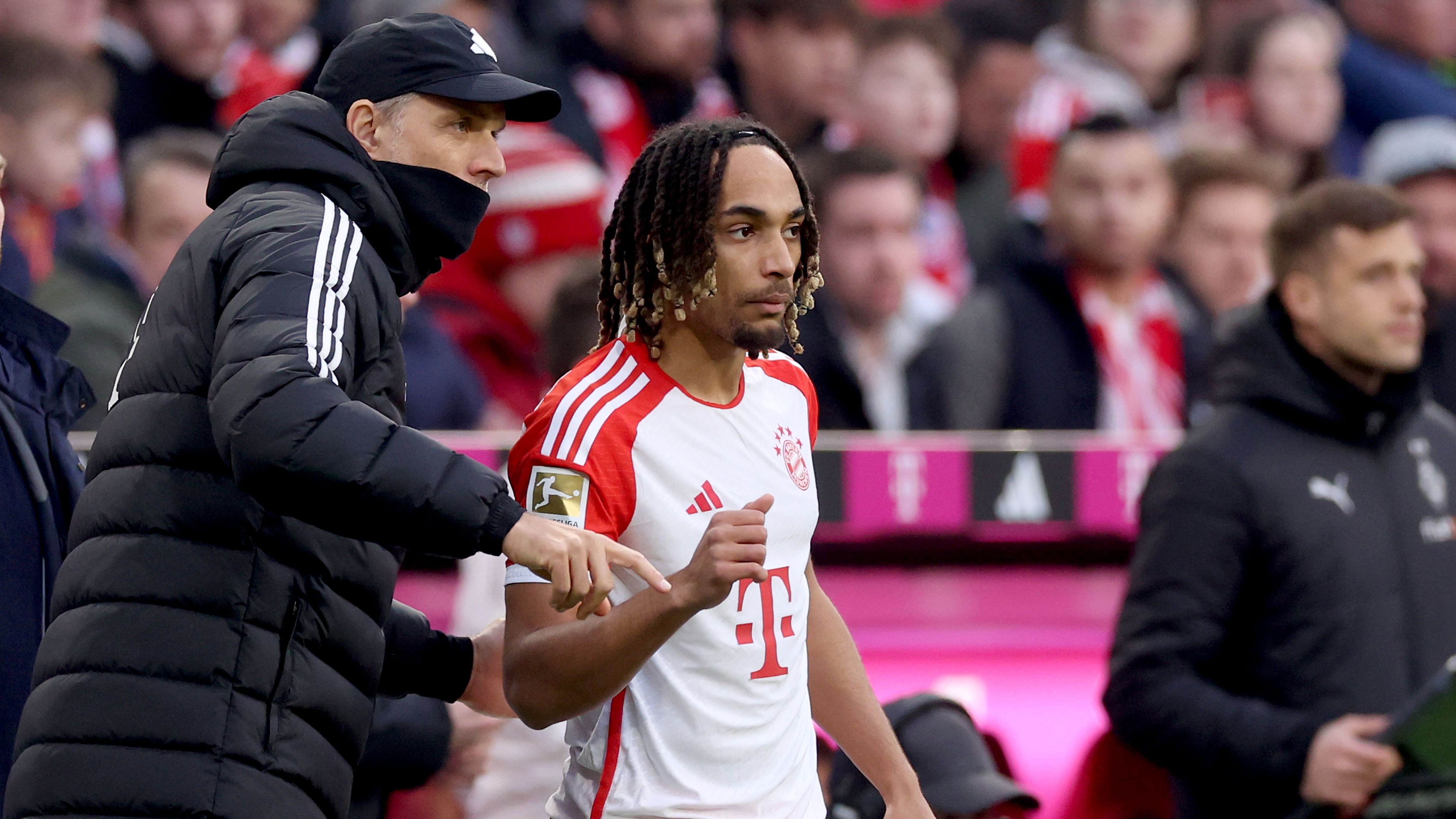 <strong>Bundesliga</strong><br>Ausgaben: 140 Millionen Euro<br>Einnahmen: 17 Millionen Euro<br>Der teuerste Transfer des Winterfensters war in der Bundesliga Sacha Boey, der für 30 Millionen Euro von Galatasaray Instanbul zum FC Bayern München wechselte.