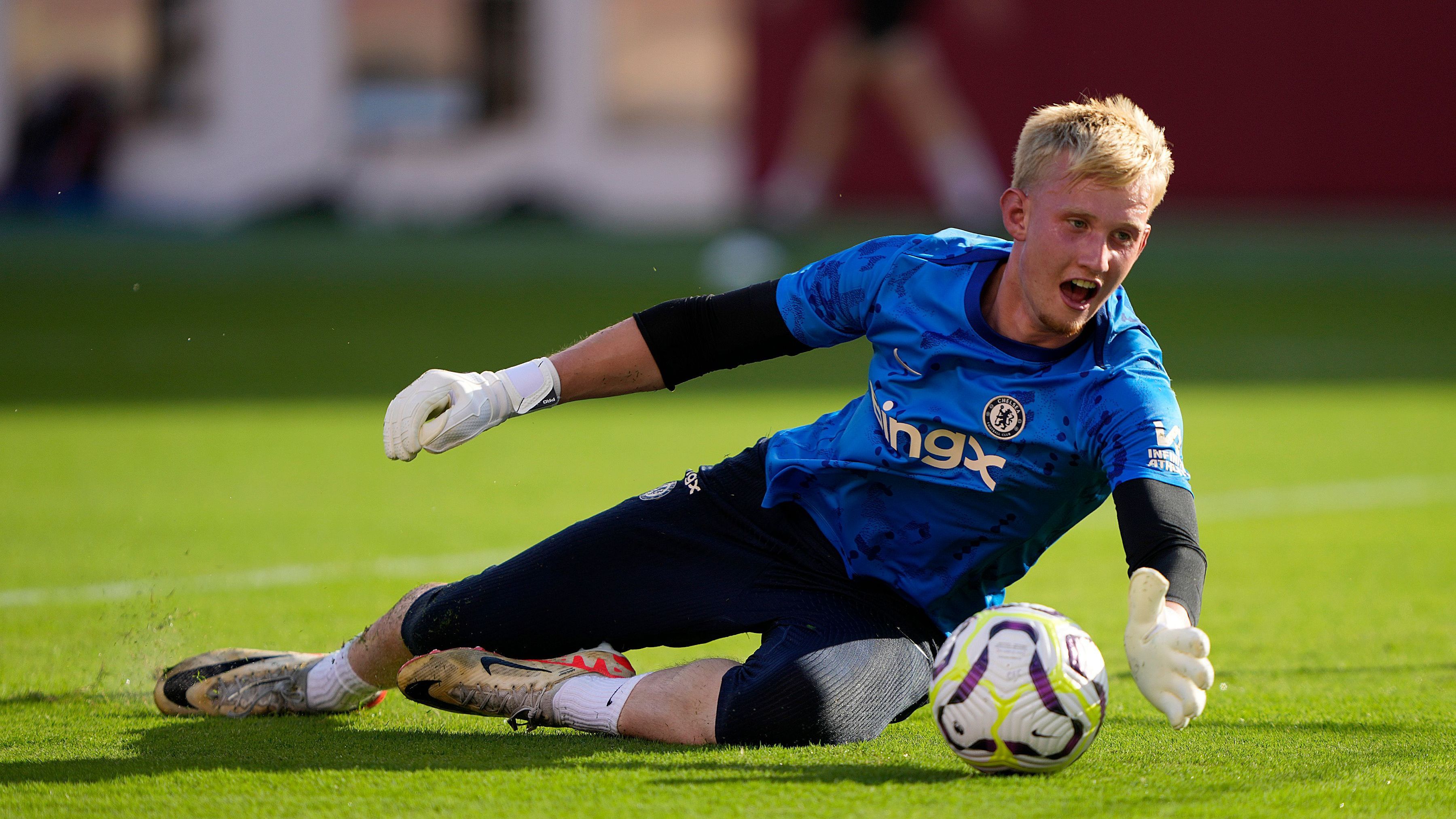 <strong>Eddie Beach (verliehen an Crawley Town)</strong><br>- Marktwert: 250.000 Euro<br>- Verpflichtet von: FC Southampton U19 (2022)<br>- Ablöse: 9,09 Millionen Euro<br>- Einsätze für Chelsea: -