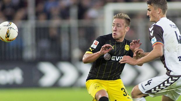 
                <strong>Felix Passlack (Borussia Dortmund)</strong><br>
                Felix Passlack (Borussia Dortmund): Der 17-Jährige profitierte zusammen mit Christian Pulisic beim BVB vom Verkauf des Mittelfeldspielers Jonas Hofmann an Gladbach. Dadurch wurde das Duo mit sofortiger Wirkung zu den Profis befördert. Passlack durfte im vergangenen Jahr schon bei einige Testspielen für die erste Mannschaft ran.
              