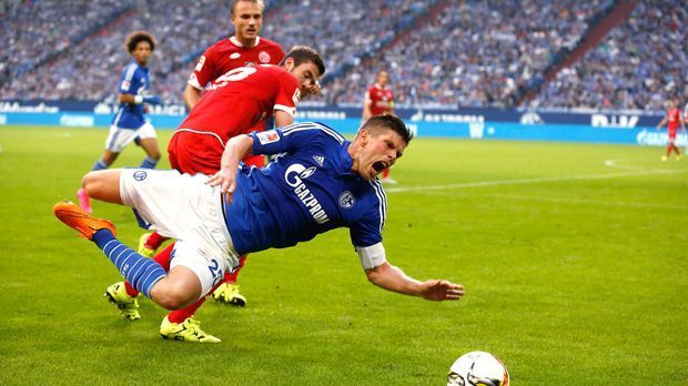 
                <strong>Die wenigsten Fouls pro Spiel</strong><br>
                Es sind in der Hinrunde bereits einige Spieler mit einer Roten Karte vom Platz geflogen. Dennoch ist es die Hinrunde mit den wenigsten Fouls in der Bundesliga-Geschichte. Gerade einmal 28,3 Fouls wurden bislang pro Partie begangen.
              