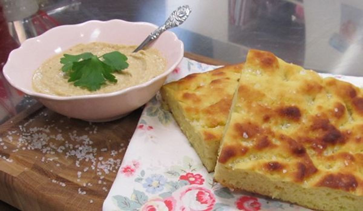 Kartoffelbrot mit Kichererbsen-Zitronen Dip: Das Rezept aus Enie 