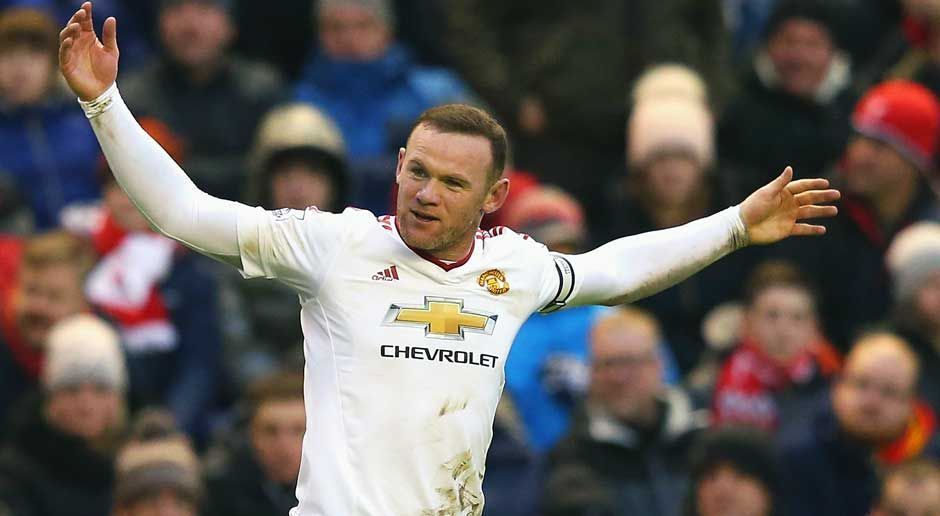 
                <strong>Wayne Rooney</strong><br>
                Wayne Rooney: Der Star von Manchester United hat mit seinem 1:0-Siegtreffer gegen Liverpool Geschichte geschrieben. Damit ist er jetzt der einzige Spieler der Premier-League-Historie, dem 176 Treffer für nur einen Klub gelungen sind. Er löste damit den früheren Arsenal-Superstar Thierry Henry ab. Der Franzose erzielte einst 175 Tore für die Gunners.
              