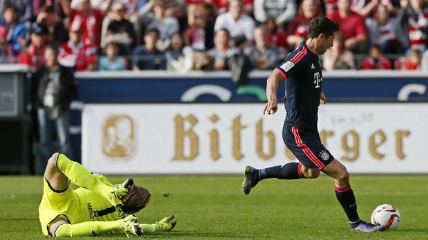 
                <strong>Mainz 2-0</strong><br>
                2:0 gegen Mainz - Und weil ein Tor für Lewy einfach nicht genug ist, packt er ein zweites drauf. Diesmal braucht er allerdings 12 Minuten.
              