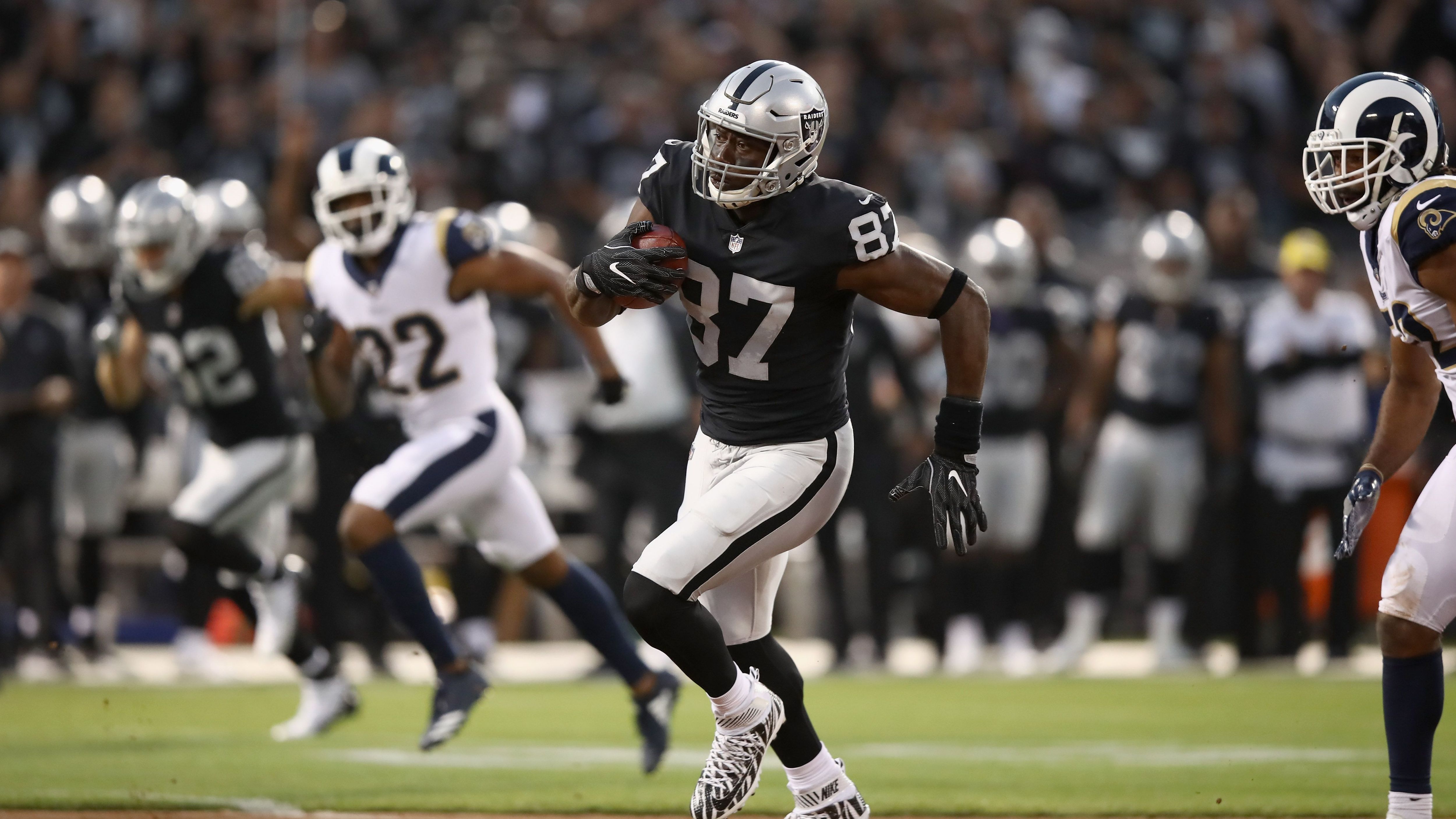 <strong>15. Platz: Jared Cook – 57,62 Millionen Dollar<br></strong>- Saisons aktiv: 2009-2021<br>- Teams: St. Louis Rams, New Orleans Saints, Oakland Raiders, Los Angeles Chargers, Green Bay Packers, Tennessee Titans