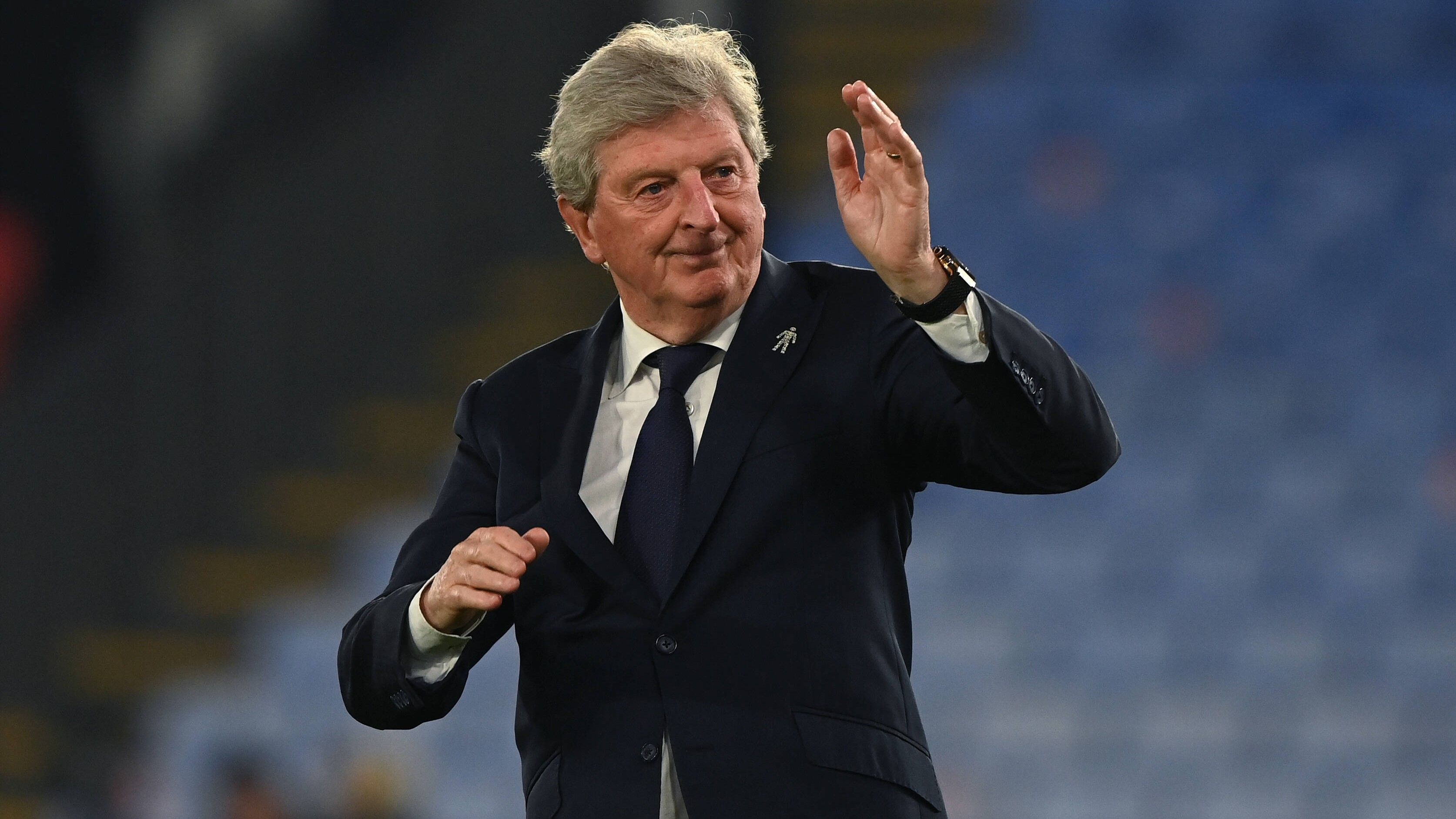 
                <strong>Roy Hodgson </strong><br>
                &#x2022; Geboren: 09.08.1947 -<br>&#x2022; Alter: 74 Jahre -<br>&#x2022; Aktueller Verein: FC Watford (Premier League) -<br>&#x2022; Vertrag bis: 2022<br>
              