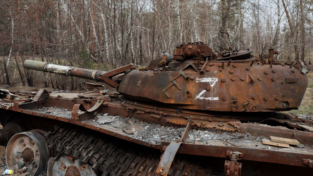 Die Zerstörung vieler Panzer durch die Ukraine zwingt Russland, auf alte Modelle zurückzugreifen.