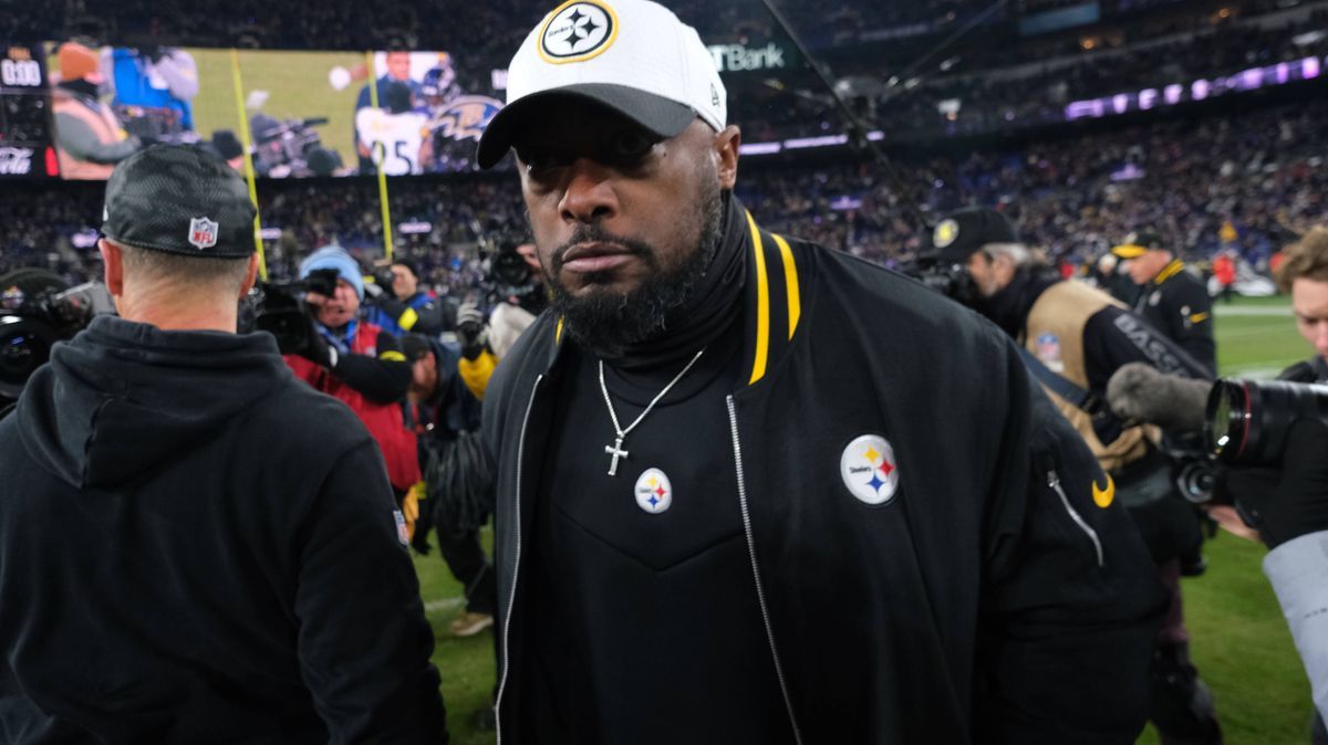 January 11, 2025: Head Coach Mike Tomlin during the Steelers vs Ravens in Baltimore, MD. CSM Baltimore USA - ZUMAcp5_ 20250104_faf_cp5_260 Copyright: xJasonxPohuskix