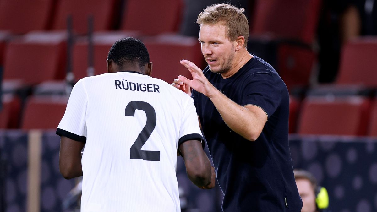 NAGELSMANN Julian Trainer Team Deutschland mit RUEDIGER Antonio WM Qualifikation Spiel Deutschland - Nord Irland 3 : 1 am 07.09.2025 in Koeln DFL REGULATIONS PROHIBIT ANY USE OF PHOTOGRAPHS as IMAG...