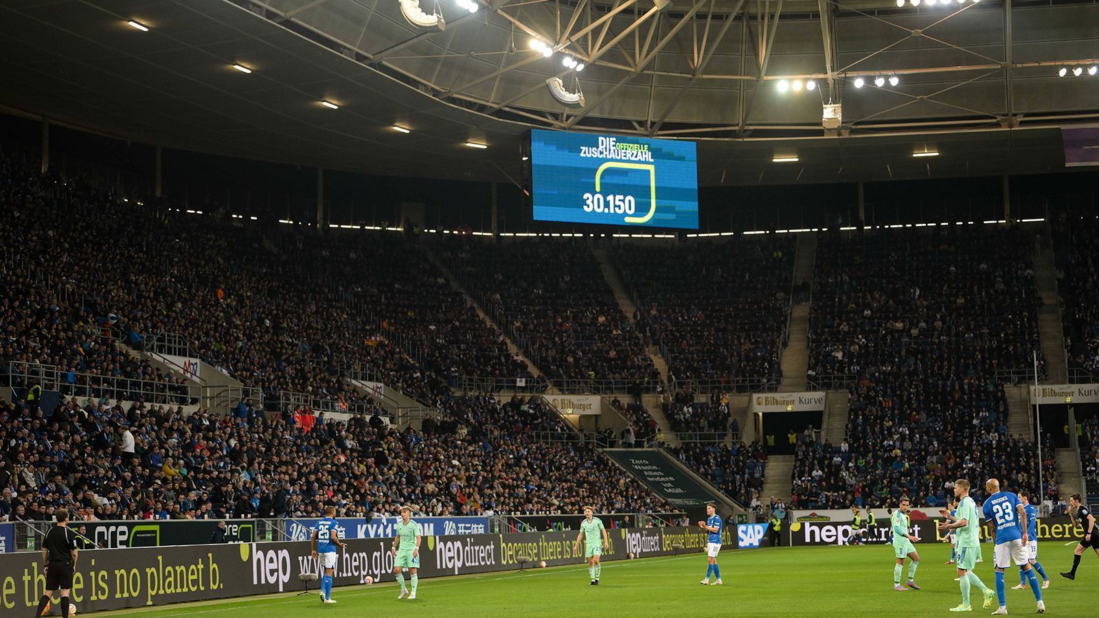 
                <strong>TSG 1899 Hoffenheim</strong><br>
                &#x2022; Aktueller Name: Prezero Arena<br>&#x2022; Alter Name: Wirsol Rhein-Neckar-Arena  <br>&#x2022; Eröffnung des Stadions: Januar 2009<br>&#x2022; Jahr der Übernahme: 2019<br>
              