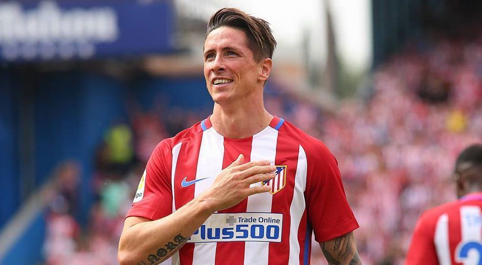 
                <strong>Fernando Torres</strong><br>
                Vereins-Ikone Fernando Torres scheint tatsächlich zum Nutznießer der Sperre zu werden. Der Spanier wünscht sich einen neuen Vertrag, sein Kontrakt bei den Rojiblancos läuft 2018 aus. Dieser Wunsch könnte ihm nun erfüllt werden. Denn: Solange Atletico keinen Sturmkonkurrenten für den 33-Jährigen verpflichten kann, der auch spielberechtig wäre, sind die Madrilenen wohl auf Torres angewiesen. Eine Vertragsverlängerung wäre deshalb denkbar. (Quelle: AS)
              