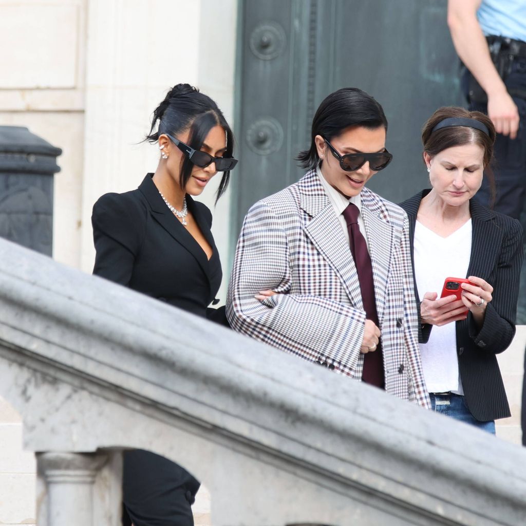 Mit Schmuck im Wert von 8 Mio. Dollar: Kim Kardashian vor Gericht