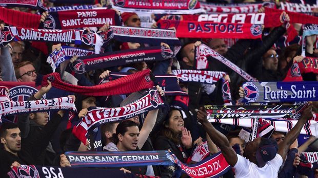 
                <strong>Platz 6 - Paris St. Germain</strong><br>
                Platz 6: Paris St. Germain. Die teuerste Jahreskarte kostet 3.012 Euro, die günstigste Tageskarte 20,09 Euro.
              